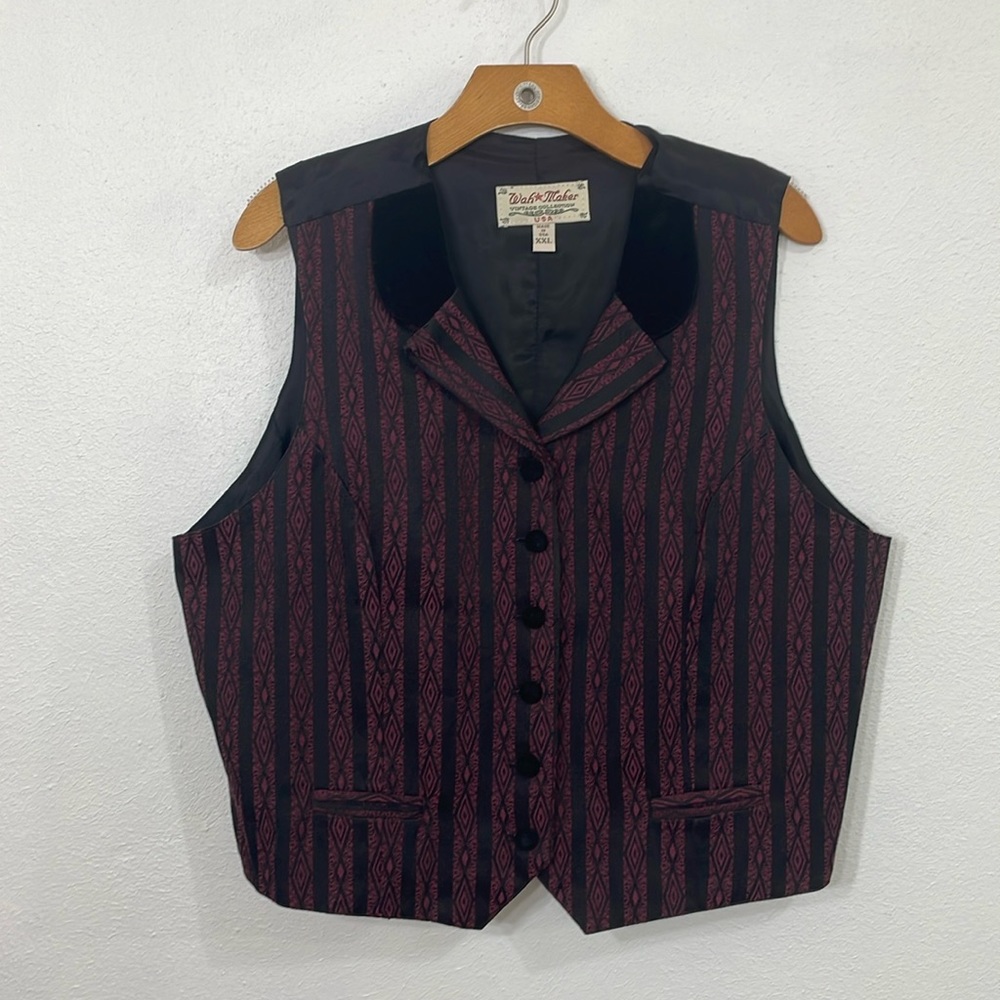 Wah Maker Vintage Collection vest w black velour trim/buttons
